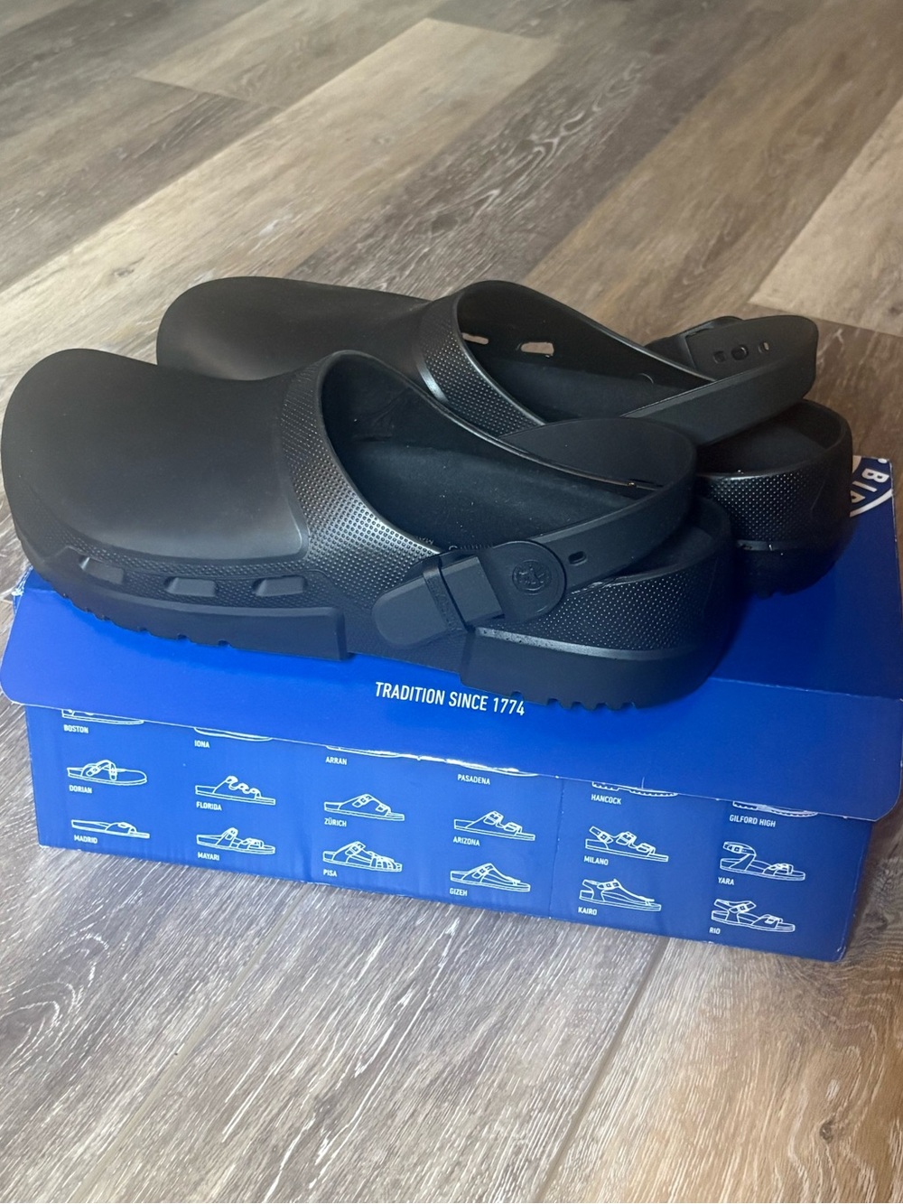 Birkenstock Clog Sandal - Black Birki Air 2.0